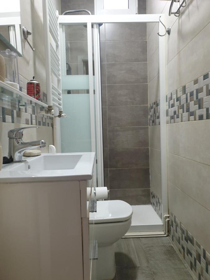 Apartment Meson de Paredes Madrid Exterior foto