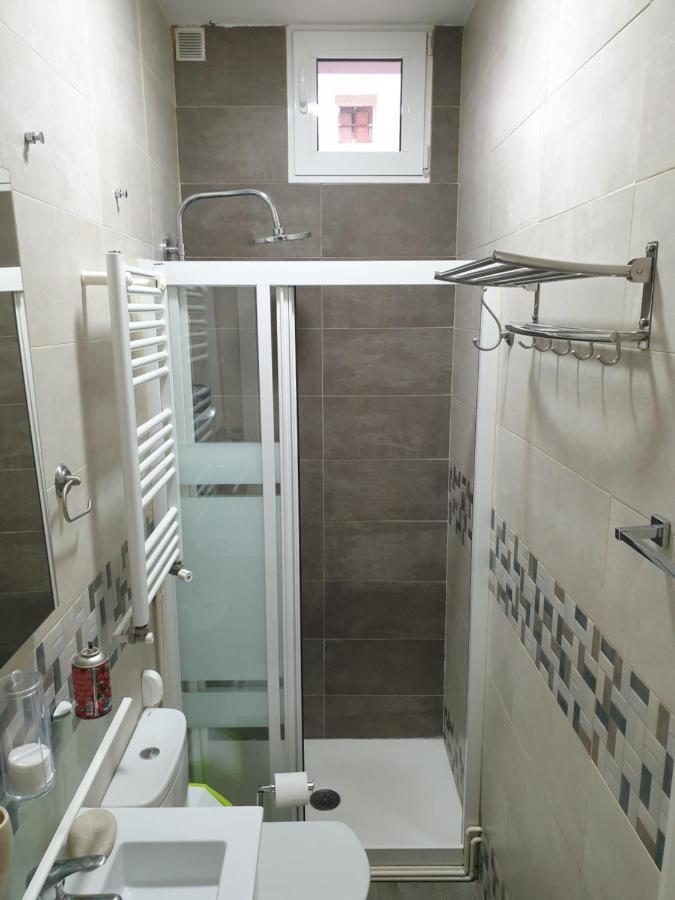 Apartment Meson de Paredes Madrid Exterior foto
